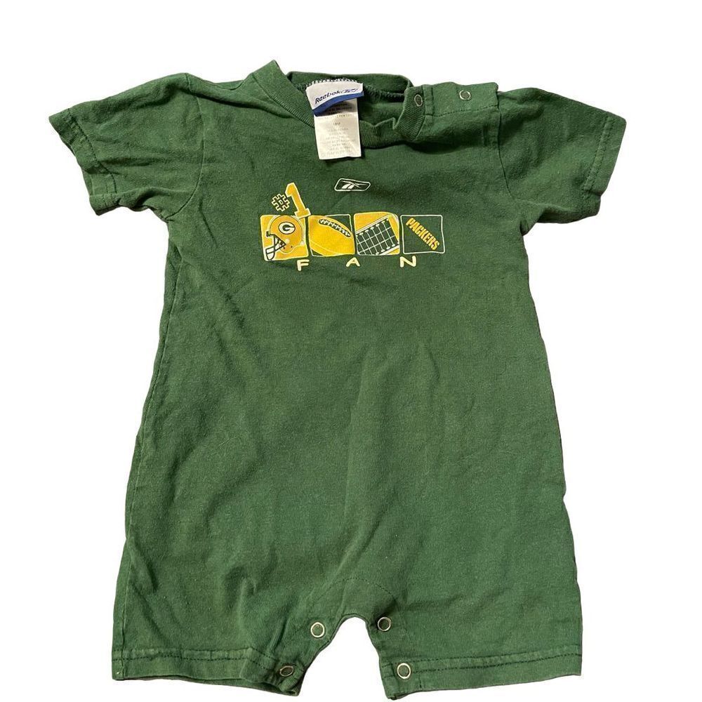 Reebok Green Bay Packers romper shorts bodysuit short sleeves 18 M